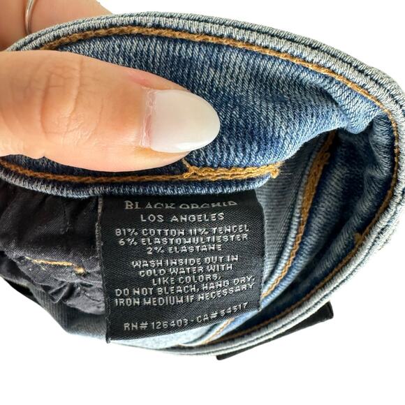 Black Orchid Vintage Rehab NWT Chrissy Kick Flare Racing Side Stripes Jeans - Picture 11 of 11